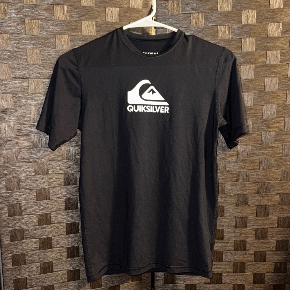 Quiksilver Charcoal Short Sleeve Tee